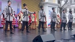 Ансамбль «Ставрополье» поздравил жителей Севастополя с юбилеем Крымской весны